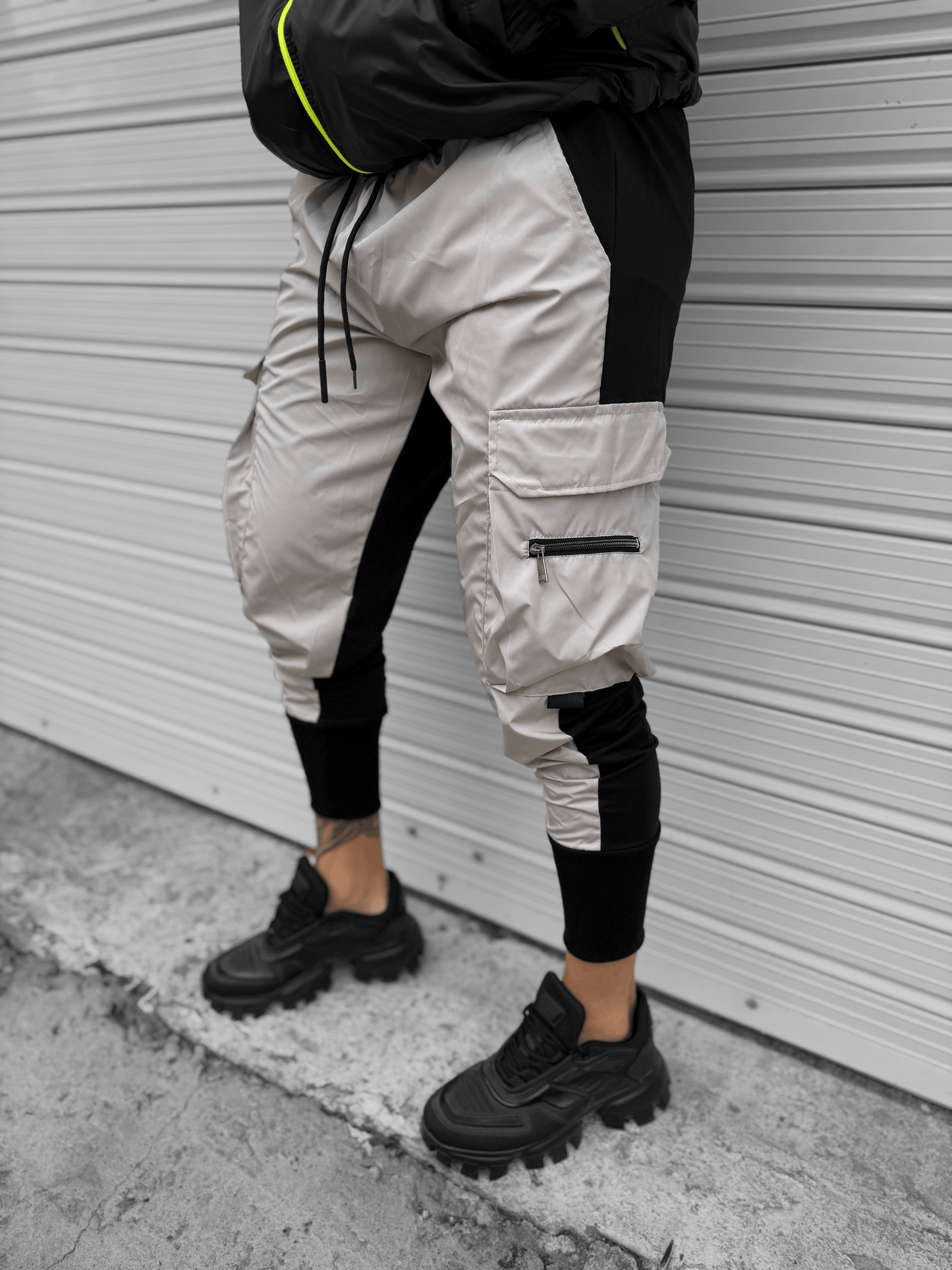 Светло Сив Панталон "𝐆𝐑𝐄𝐘 𝐌𝐎𝐃𝐄"