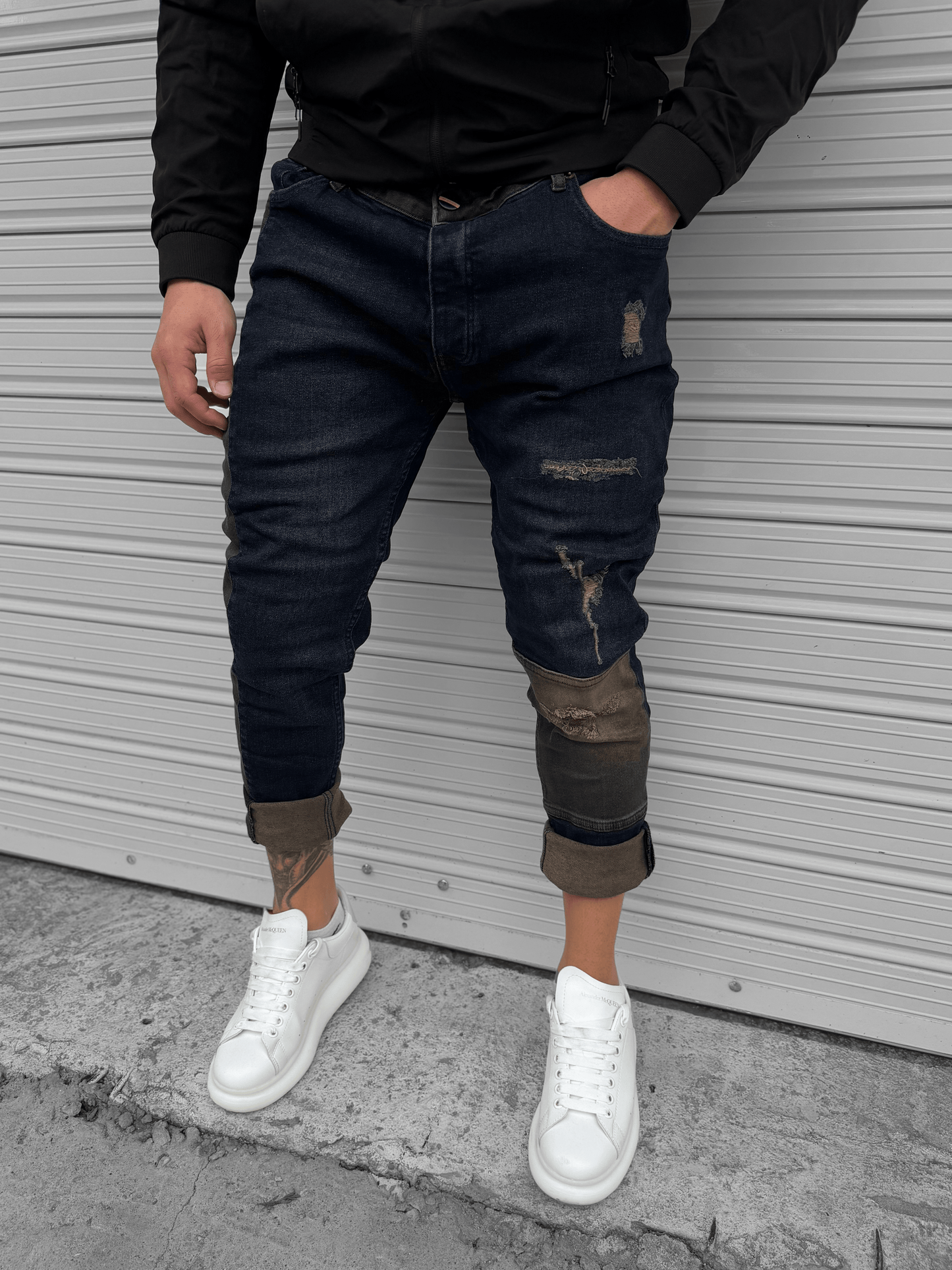 Тъмно Сини Дънки с Кафяви Детайли "𝐁𝐑𝐎𝐖𝐍 𝐏𝐑𝐈𝐃𝐄"