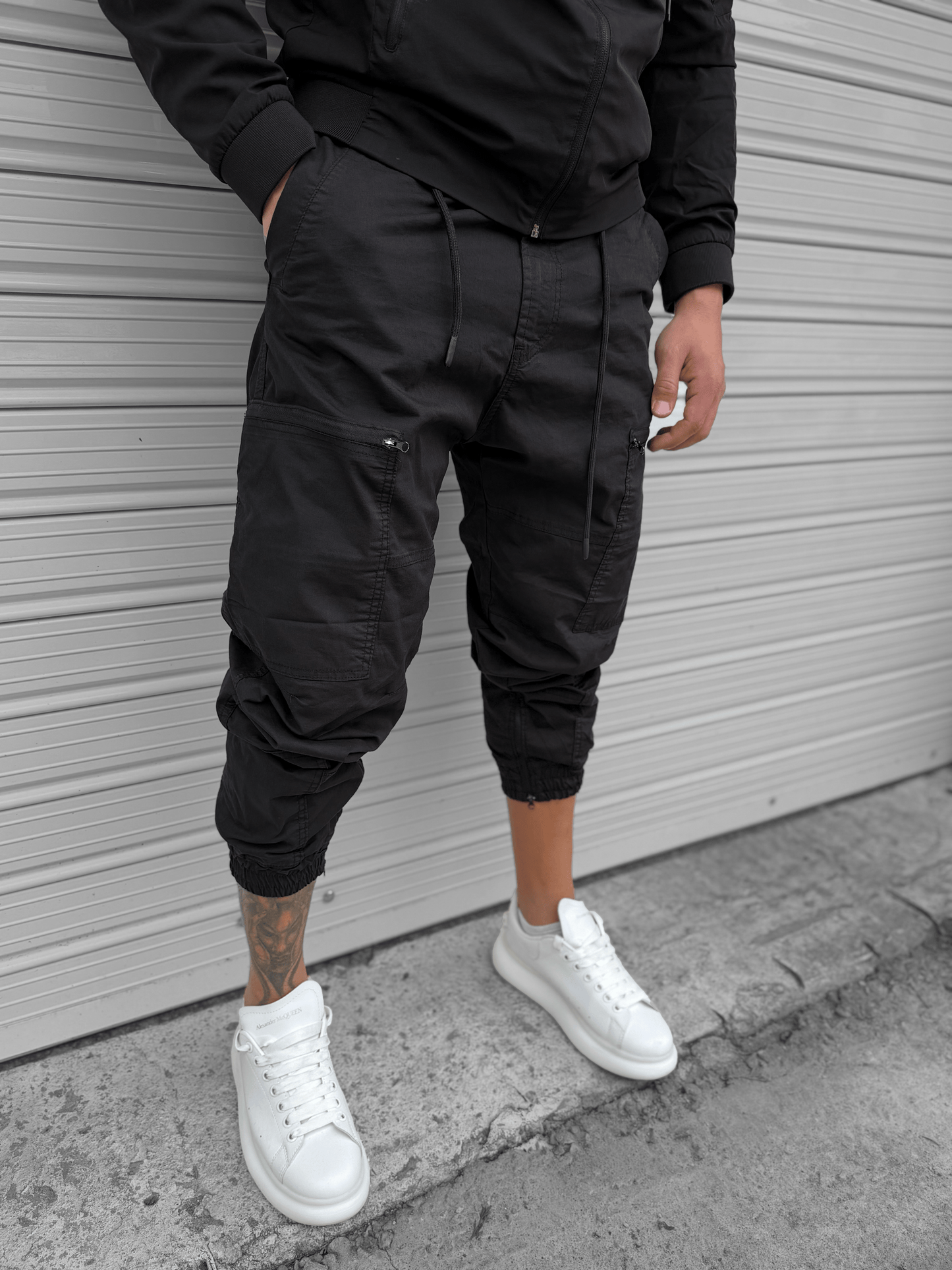 Черен Панталон "𝐁𝐋𝐀𝐂𝐊 𝐎𝐏𝐒"