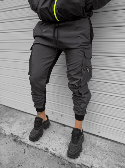 Тъмно Сив Панталон "𝐃𝐀𝐑𝐊 𝐆𝐑𝐄𝐘 𝐆𝐇𝐎𝐒𝐓"