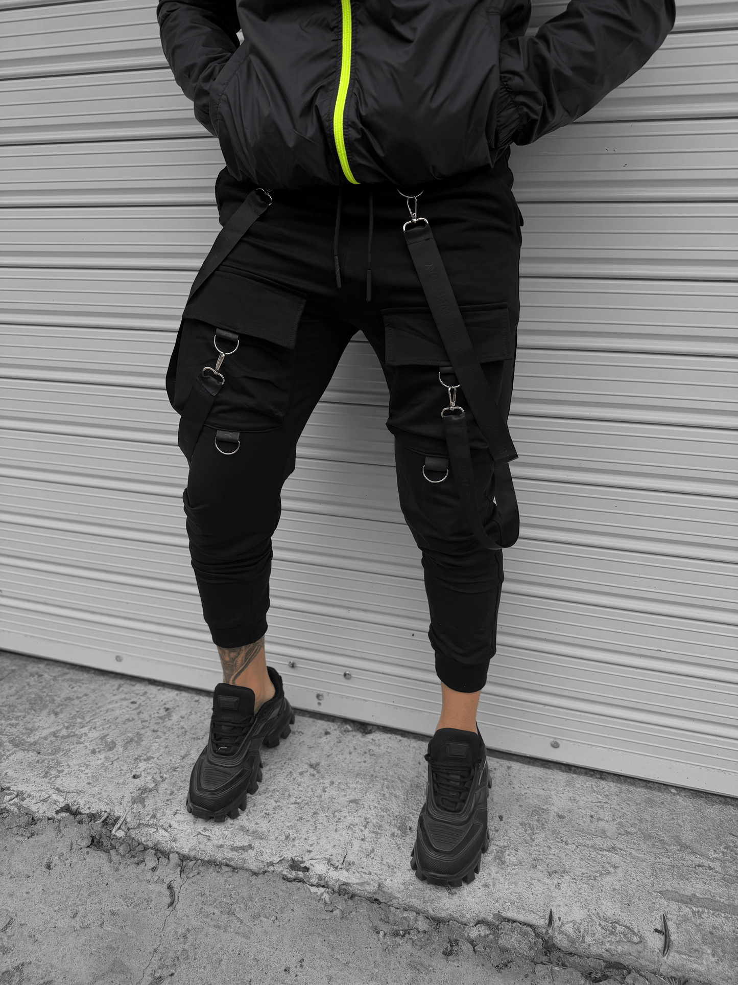 Черен Панталон "𝐏𝐔𝐋𝐒𝐄"