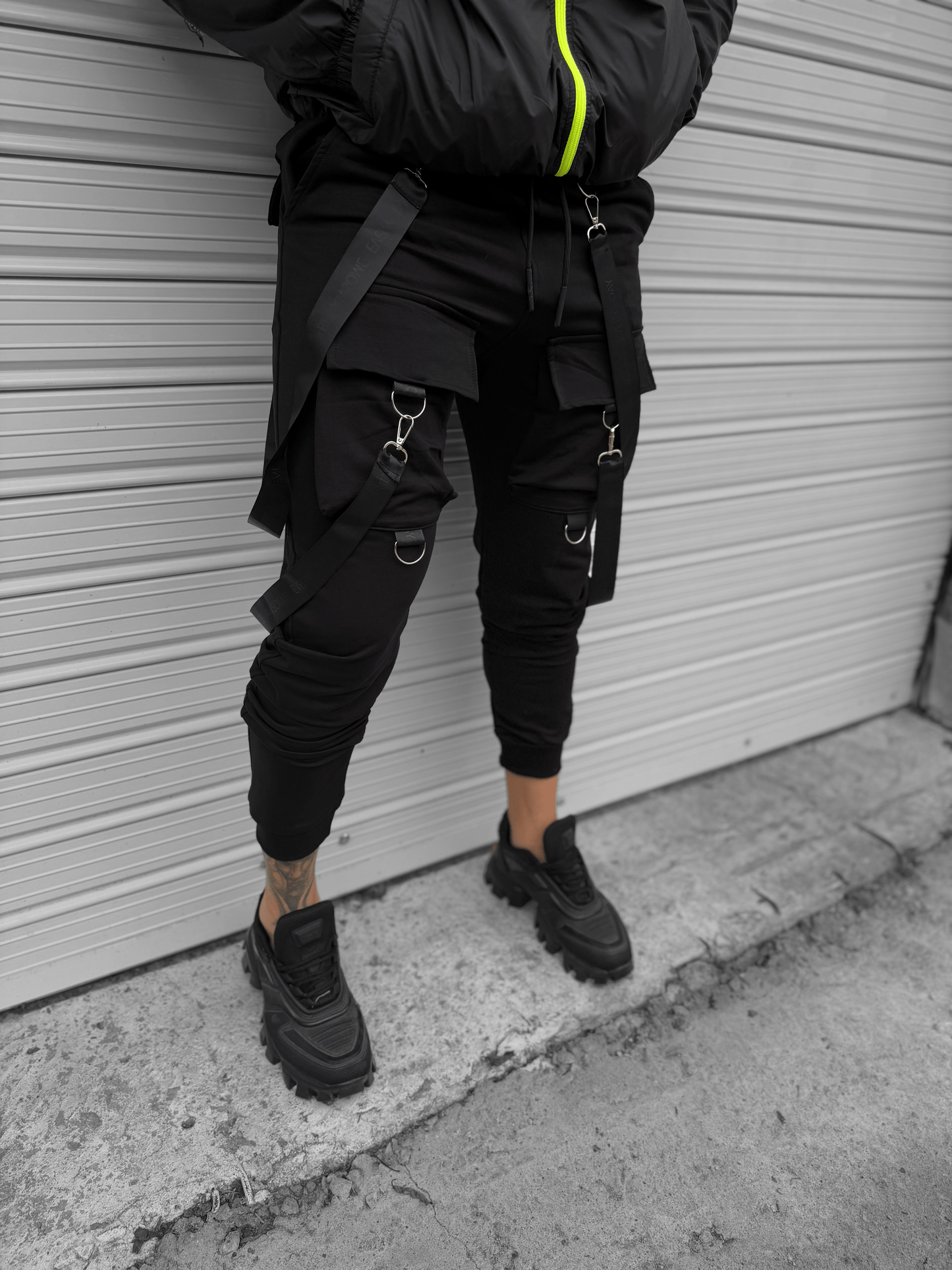 Черен Панталон "𝐏𝐔𝐋𝐒𝐄"