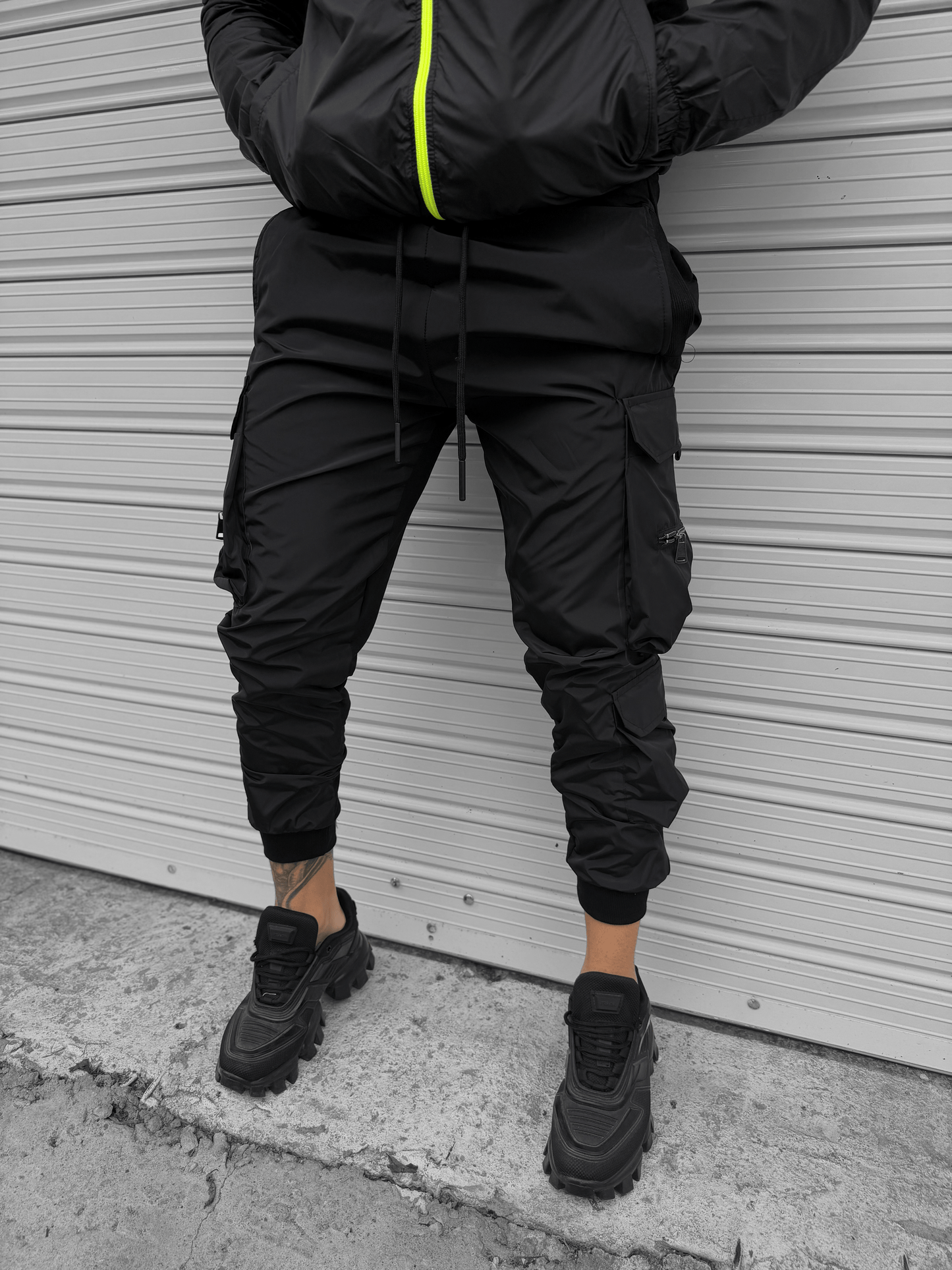 Черен Панталон "𝐁𝐋𝐀𝐂𝐊 𝐆𝐇𝐎𝐒𝐓"