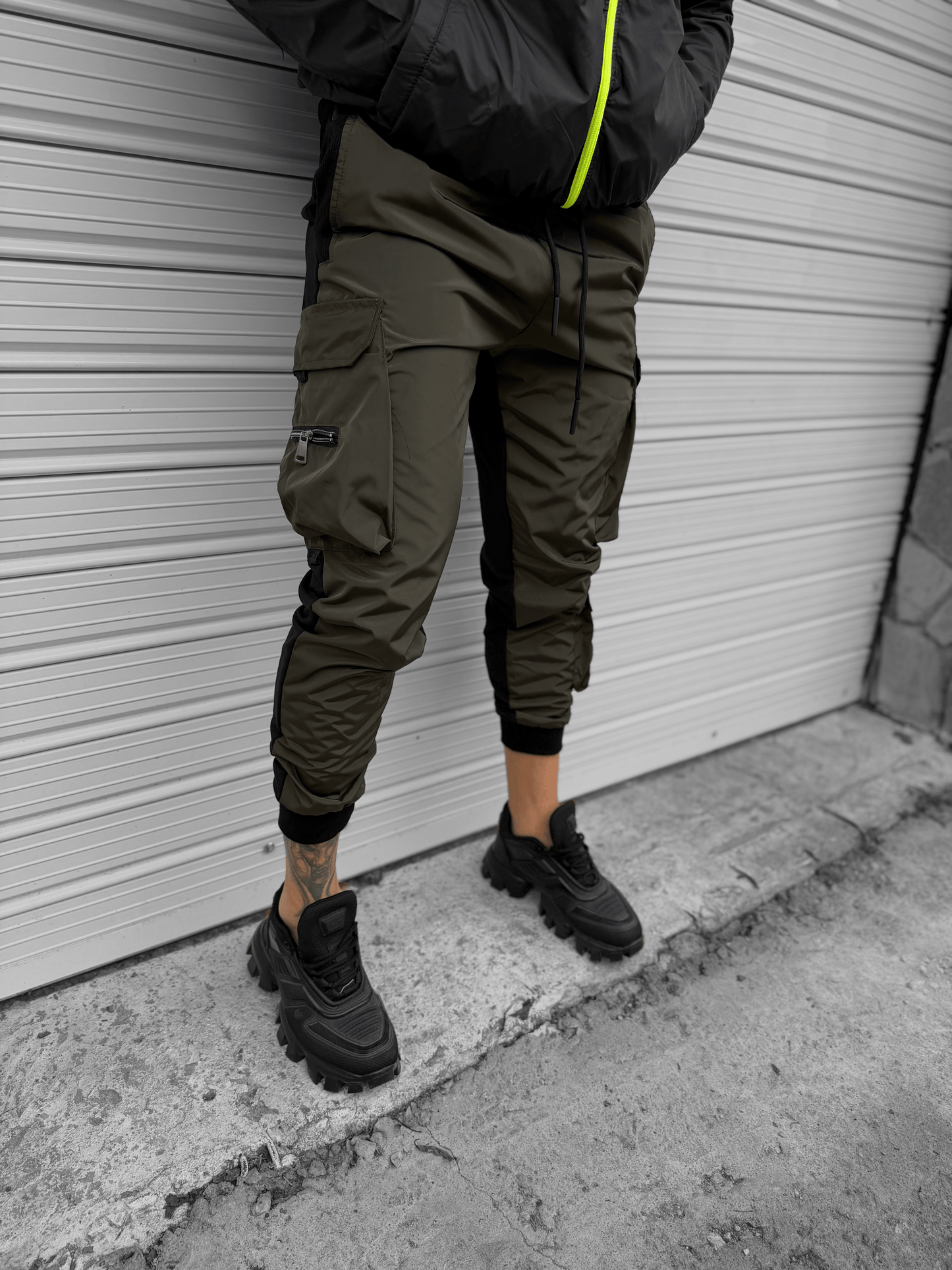 Военно Зелен Панталон "𝐀𝐑𝐌𝐘 𝐆𝐑𝐄𝐄𝐍 𝐆𝐇𝐎𝐒𝐓"